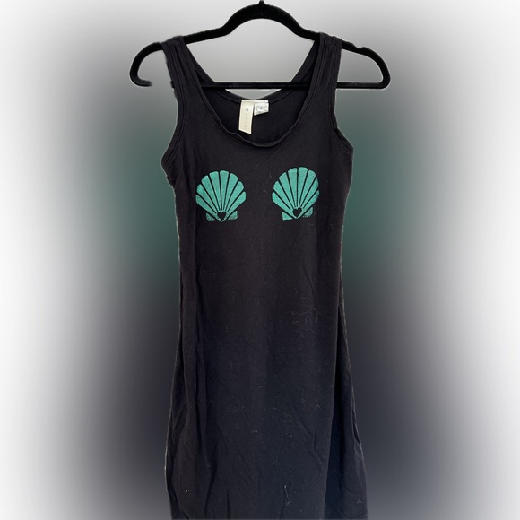 Purusha Tops - Purusha People black & green long tank top tunic w green shells SIZE LARGE